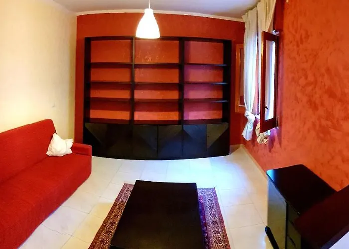 Apartment In Paese *